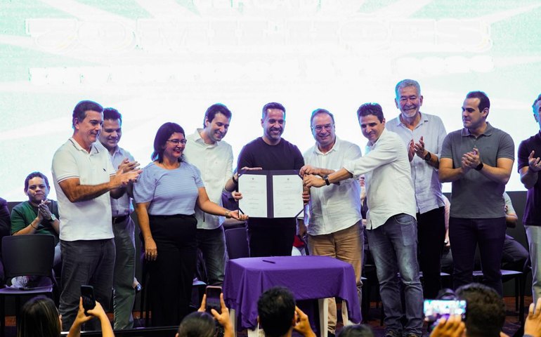 Prefeito Luciano enaltece papel da Uneal como polo de conhecimento científico e de formação educacional