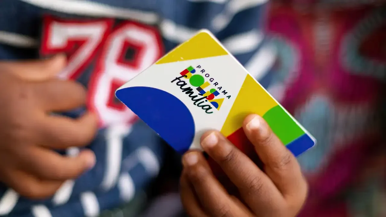 Caixa começa a pagar Bolsa Família de agosto