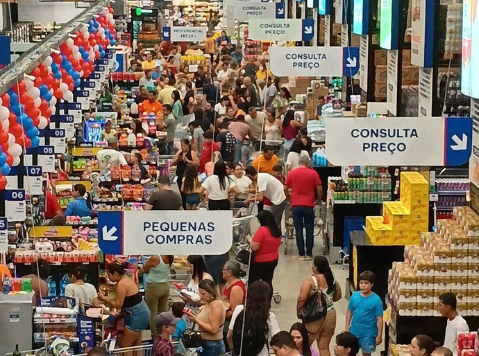 Jomart comemora um ano da nova loja com Dia J repleto de ofertas e atrações