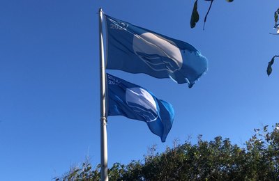 Praia do Patacho adere à campanha “Go Blue” para alertar sobre a importância da prevenção ao afogamento