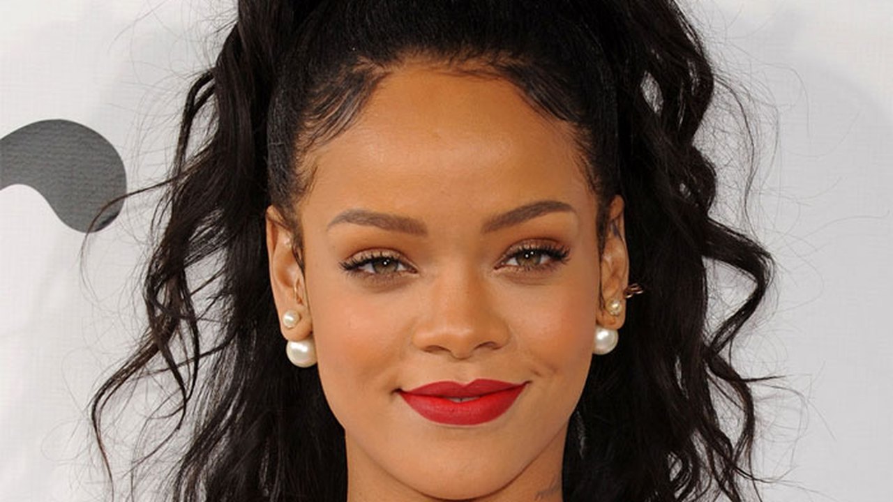 Rihanna entra para a lista de novos bilionários da Forbes