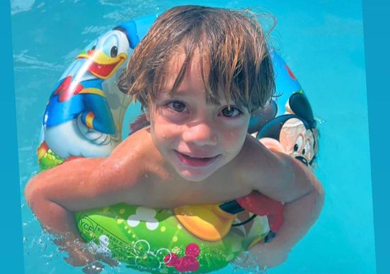 Criança de 2 anos morre afogada em piscina em Quebrangulo