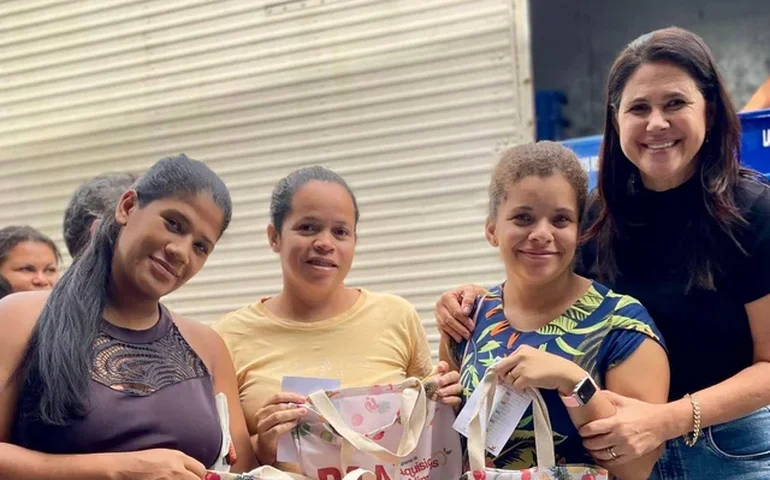 Assistência Social de Branquinha adota ecobags personalizadas para distribuição de alimentos