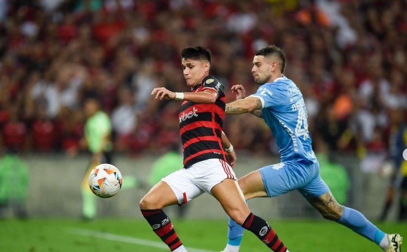 Flamengo vence Bolivar por 2 a 0 no Maracanã