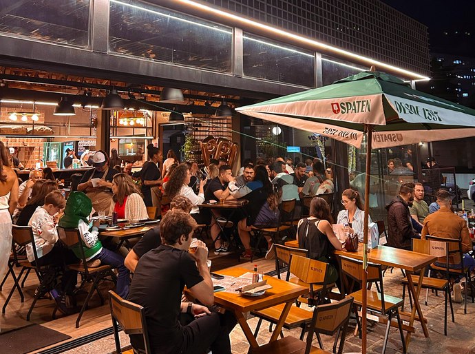 Sócios do fenômeno Canto – Bar de Parrilla anunciam novo empreendimento em Curitiba