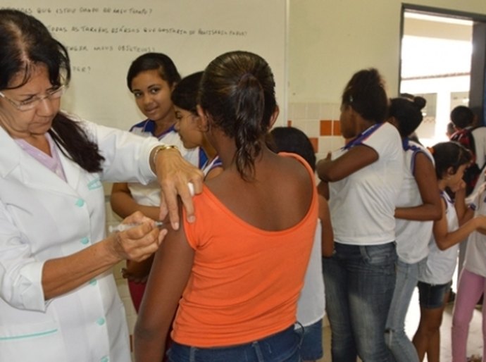 Sesau alerta sobre a baixa cobertura vacinal contra o HPV