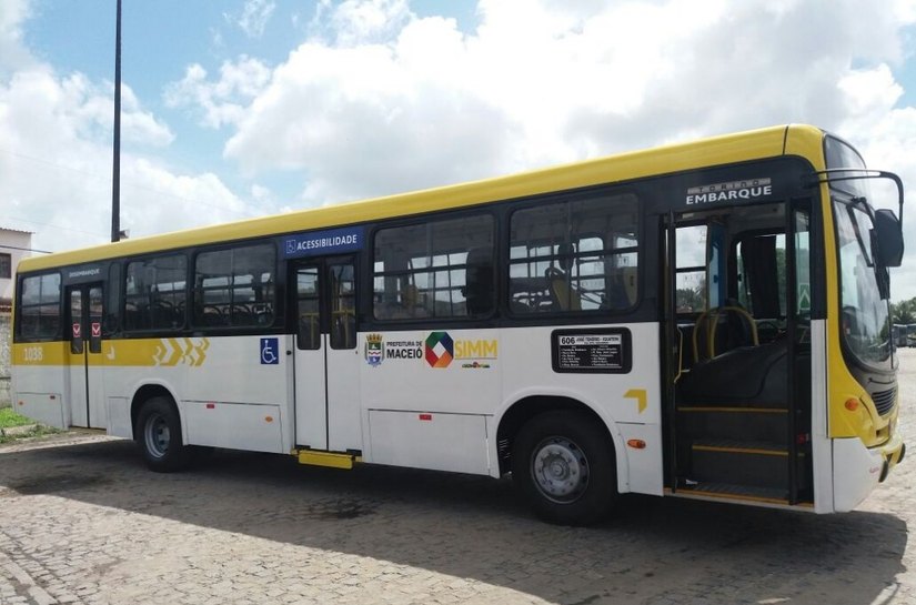 Maceió ganha mais ônibus com nova identidade visual