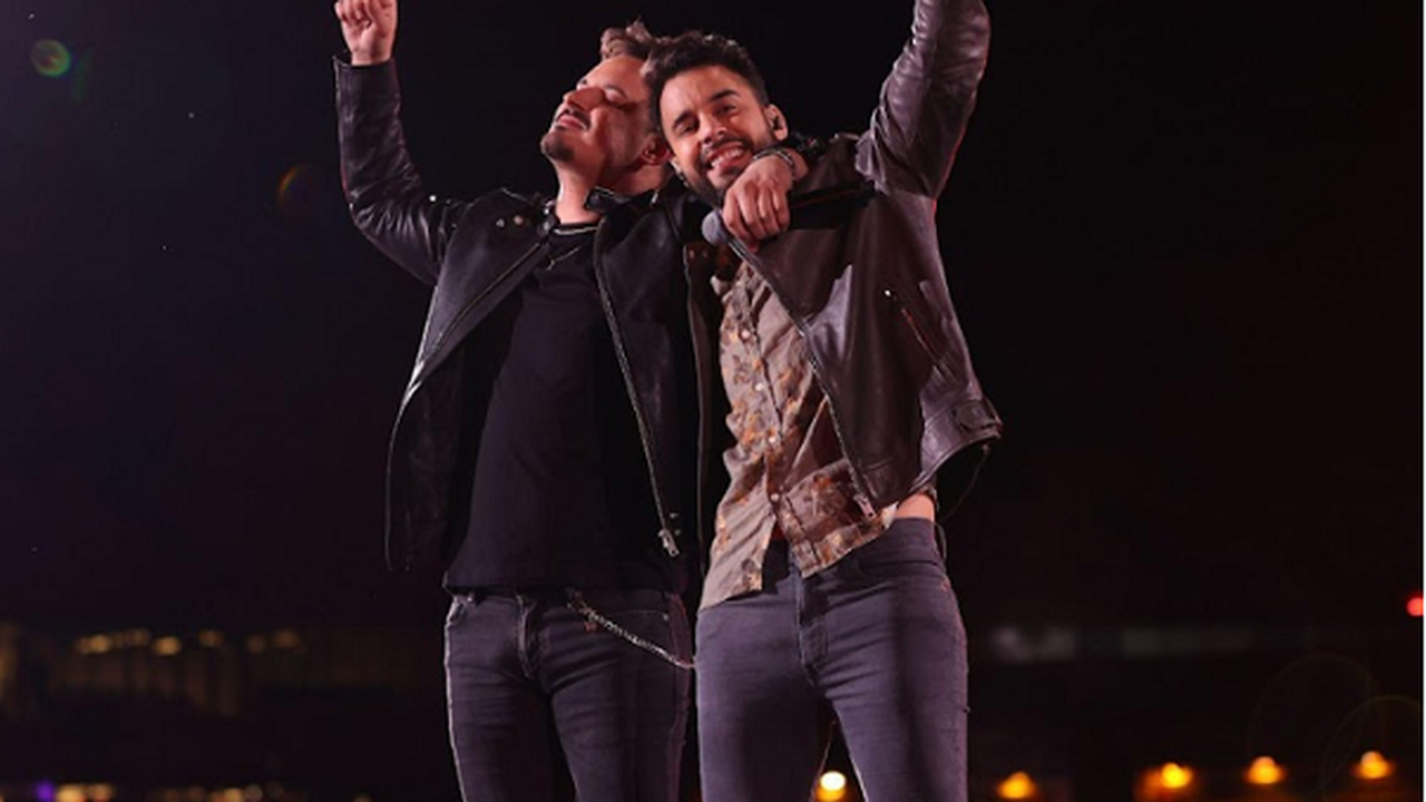 Clayton e Romário sobem primeiro single de novo DVD