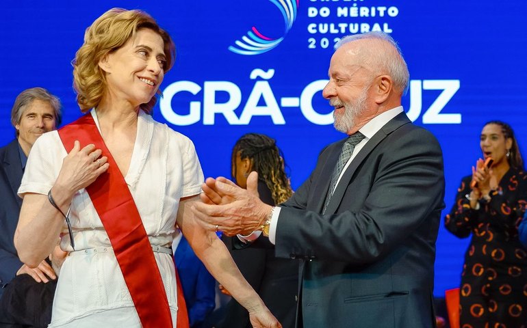 Lula reinagura Palácio Capanema e entrega Ordem do Mérito Cultural