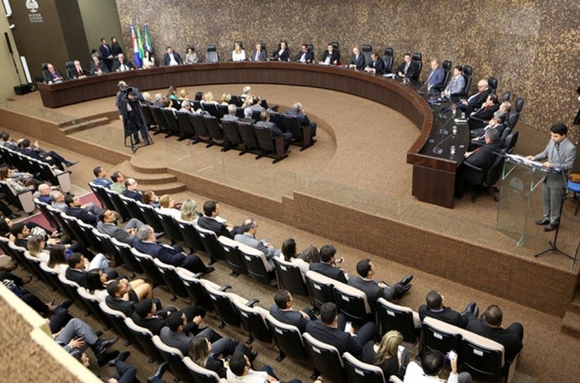 Procurador-geral participa de homenagem ao jurista português José Canotilho