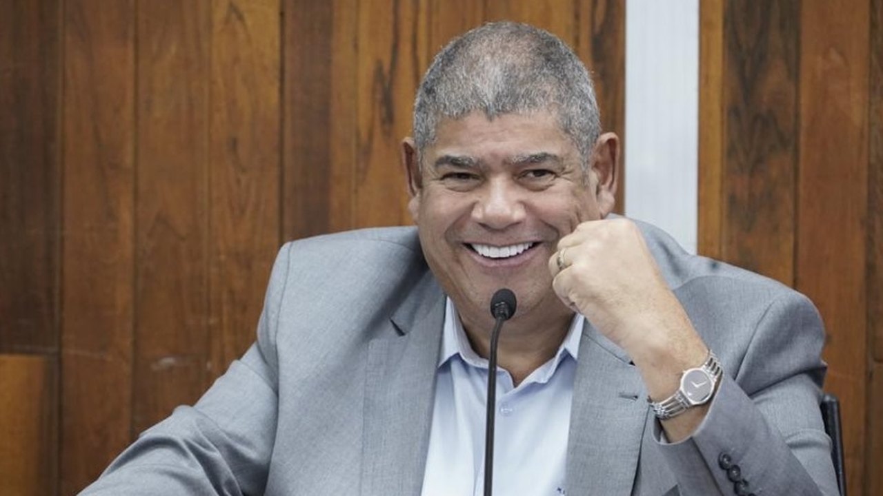 Alvo de operação policial, Milton Leite anuncia apresentação às autoridades em 24 horas e nega acusações