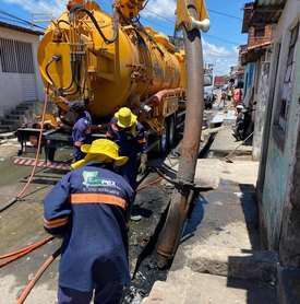 Prefeitura desobstrui 70 metros de galerias pluviais no Bom Parto