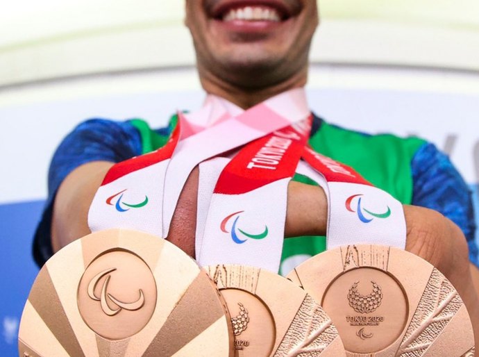 Maior medalhista paralímpico da história do Brasil transforma a própria trajetória em projeto de inclusão pelo esporte