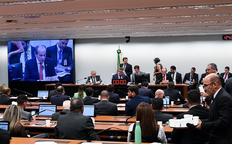 CMO vai avaliar dinheiro para segurança nuclear, enchentes, seca e gripe aviária