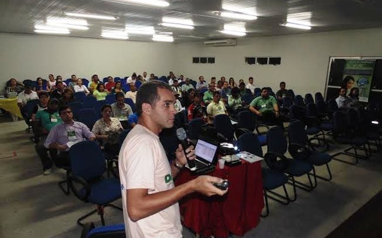 Sesau capacita técnicos municipais sobre vigilância de contaminantes químicos