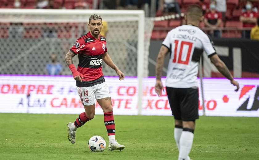 Flamengo recebe Olimpia no Maracanã pelas oitavas da Libertadores