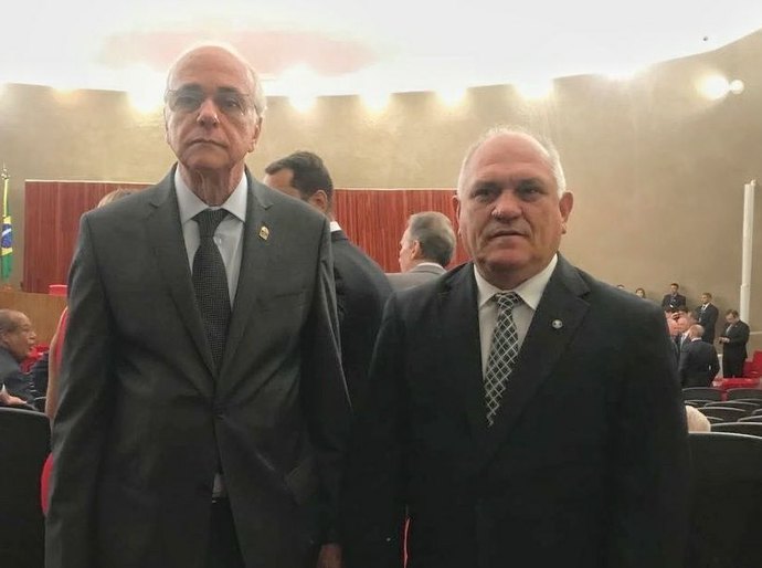 Otávio Praxedes e desembargador Pedro Augusto participam de posse no TSE