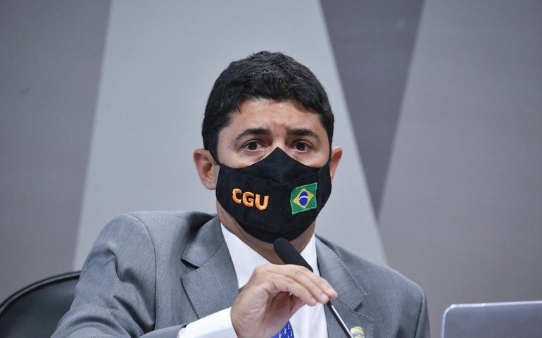 Rosário vai ao Twitter pedir desculpas a Tebet após chamá-la de descontrolada