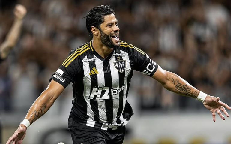 Hulk e Júnior Santos aprimoram parte física, mas são dúvidas para estreia do Atlético-MG