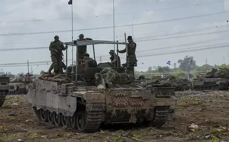 Forças de Israel ordenam que cidadãos do sul do Líbano fujam antes de novo ataque terrestre