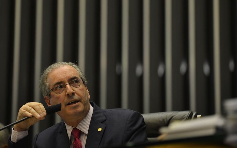 Mendes decide que cabe ao STF julgar processo contra Eduardo Cunha