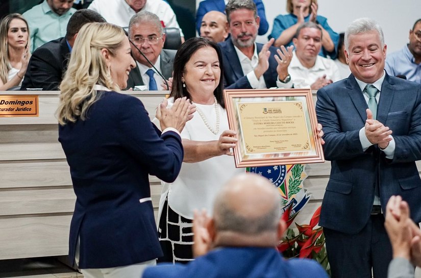 Deputada Fátima Canuto recebe título de Cidadã Honorária de São Miguel dos Campos