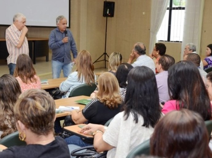 Especialistas alertam médicos alagoanos sobre as arboviroses