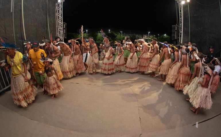 Biblioteca Graciliano Ramos realiza semana de oficinas em homenagem ao dia dos Povos Indígenas