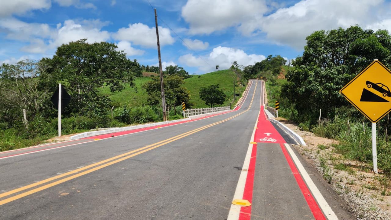 Obra do Alagoas de Ponta a Ponta liga BR-101 à AL-220 entre Junqueiro e Campo Alegre