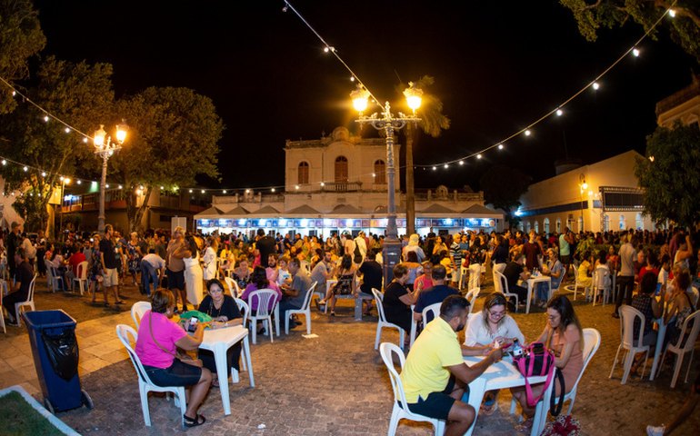 Festival Maceió dos Prazeres: gastronomia popular revive no bairro histórico de Jaraguá