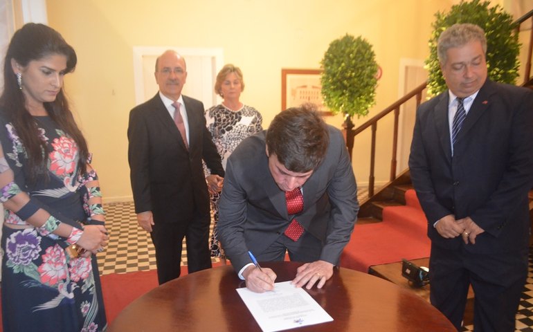 Marcius Beltrão prega no discurso de posse austeridade para os próximos quatro anos
