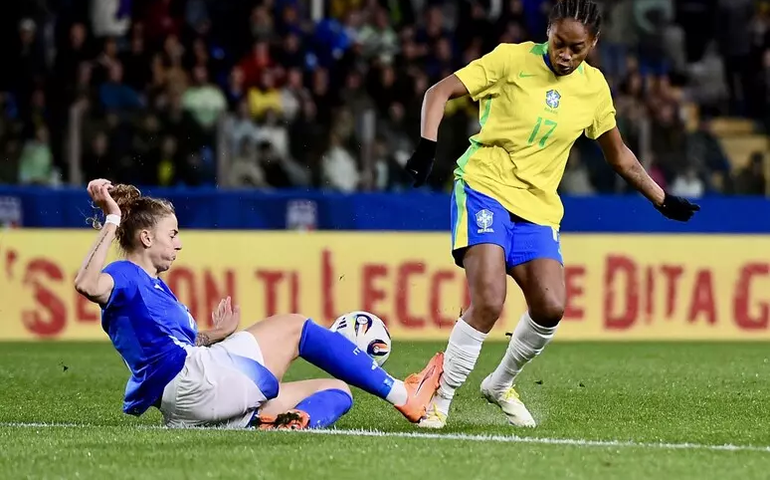 Seleção feminina do Brasil vence Itália em amistoso em Parma