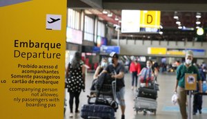 Anvisa desobriga uso de máscaras em voos e aeroportos do Brasil / Foto: Foto: Rovena Rosa/Agência Brasil