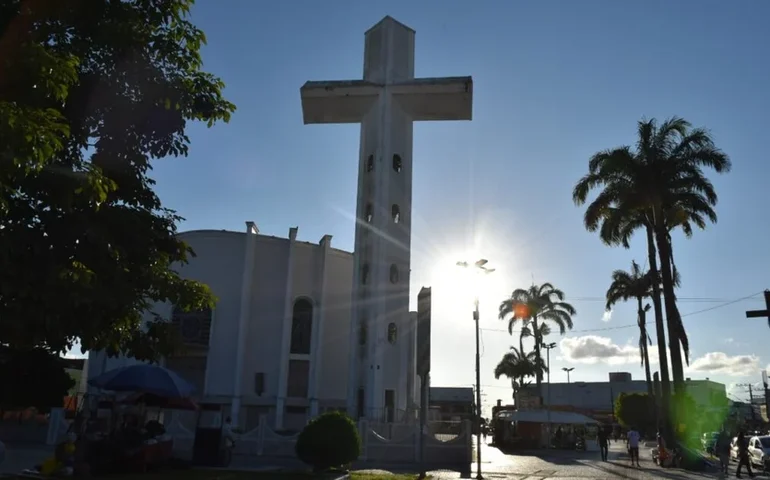 Sindilojas Arapiraca orienta empresários e consumidores sobre funcionamento do comércio nas datas comemorativas de junho