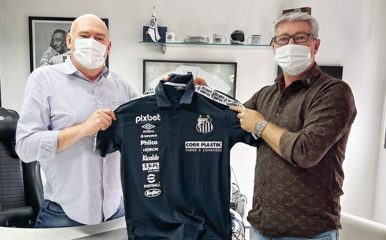 Presidente Andres Rueda recebe o técnico Odair Hellmann na Vila Belmiro