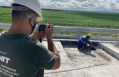 Gestora Ambiental vistoria uso de EPI e EPC nas obras em Alagoas da BR-101