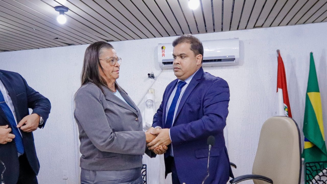 Nepotismo Cruzado: Prefeitura de Palmeira dos Índios vira negócio de família para vereadores