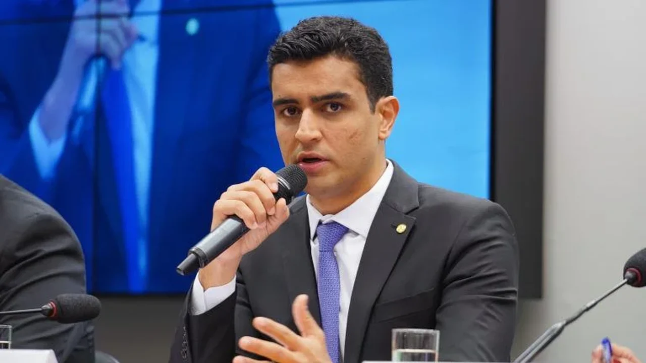 PSDB dá carta branca a JHC, lança Marina à Câmara e sela aliança com grupo de Arthur Lira