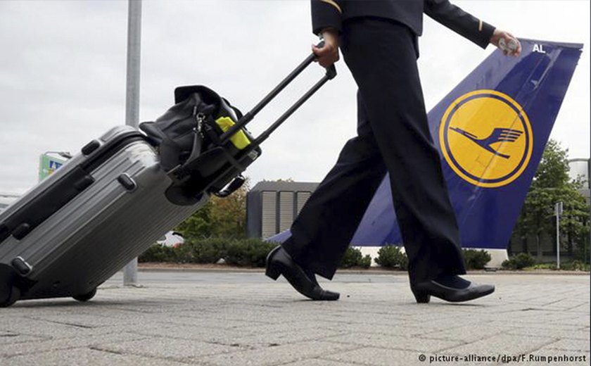 Lufthansa recorre à Justiça para impedir greve dos comissários de bordo