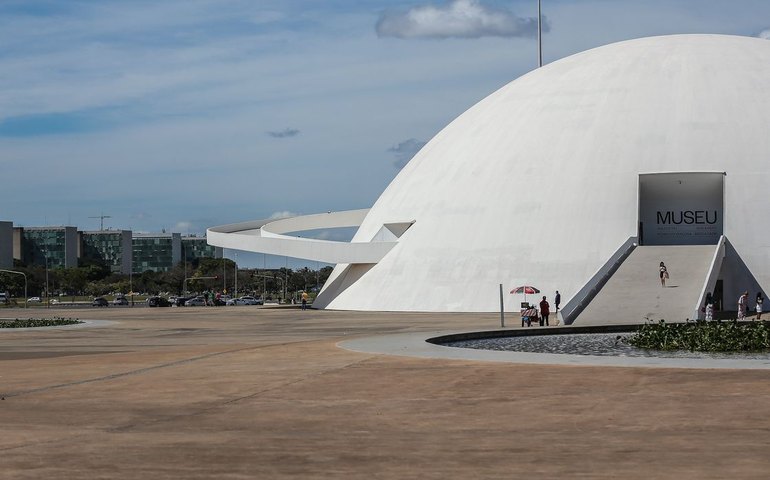 Lei cria o Dia Nacional do Museu - 18 de maio