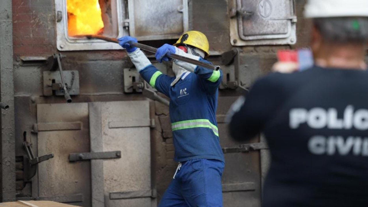 Polícia Civil incinera cerca de 50kg de drogas apreendidas