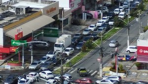 Apagão deixa vários estados sem energia elétrica e sinal de telefone