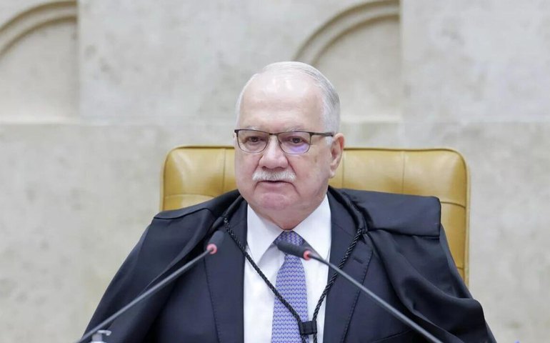 Fachin cria grupo para fazer pente-fino em penduricalhos e combater supersalários de magistrados