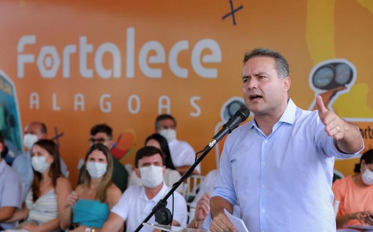 Coruripe recebe equipamentos do Fortalece Alagoas e governo anuncia construção de CISP, creche e Upa