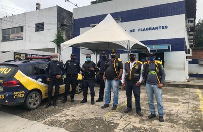Guarda Municipal prende comerciante por dano ao patrimônio público