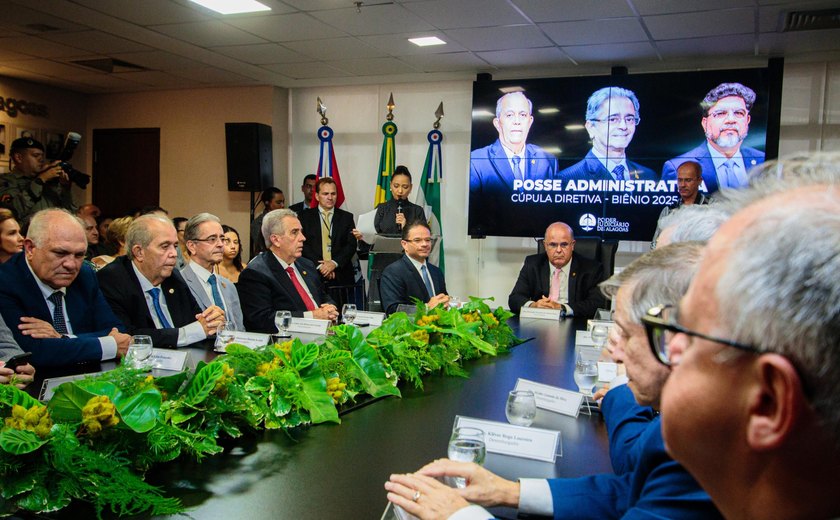 Governador em exercício participa da solenidade de posse da novo presidente do TJAL