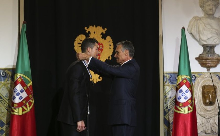 Cristiano Ronaldo recebe condecoração em Portugal