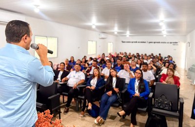 Limoeiro de Anadia apresenta Referencial Curricular em audiência pública