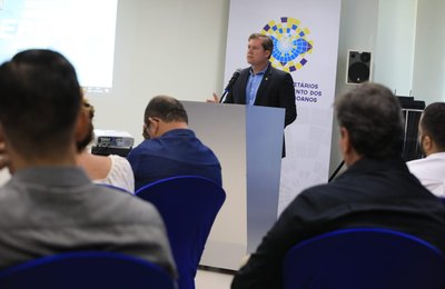 Em defesa dos pequenos negócios, Marx pede no SEBRAE levantamento de projetos em tramitação no Congresso