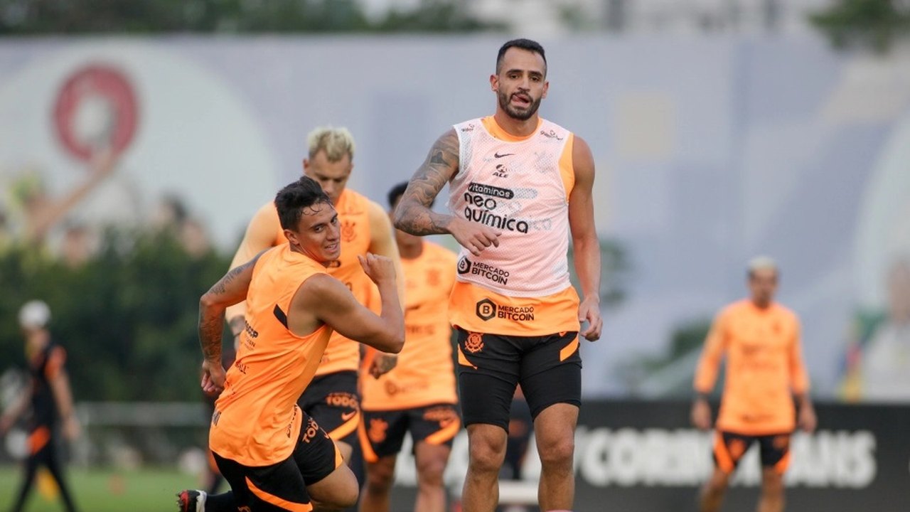 Corinthians faz ajuste na posse de bola para desafiar Fluminense no Maracanã